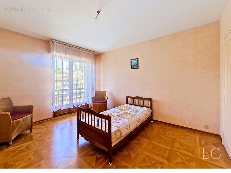Appartement à AIX-LES-BAINS