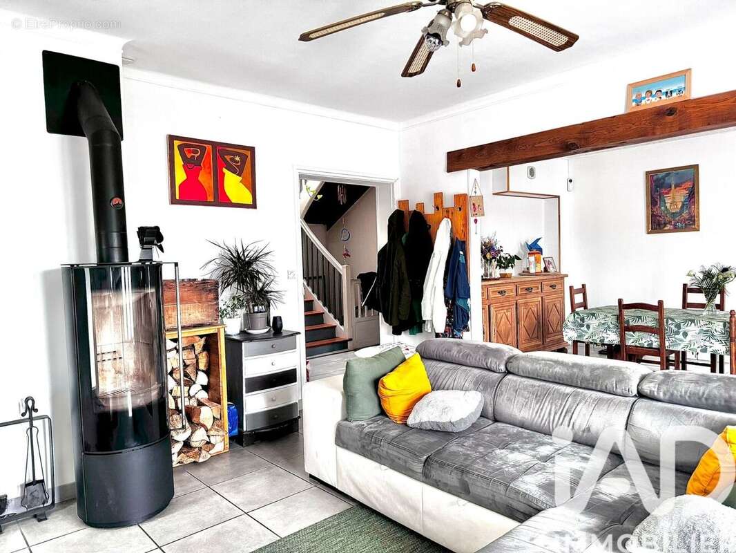 Photo 2 - Maison à AUNEUIL