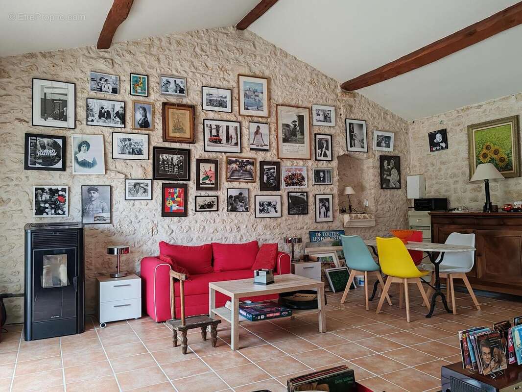 Maison 223 m² à Courcoury  - photo 4