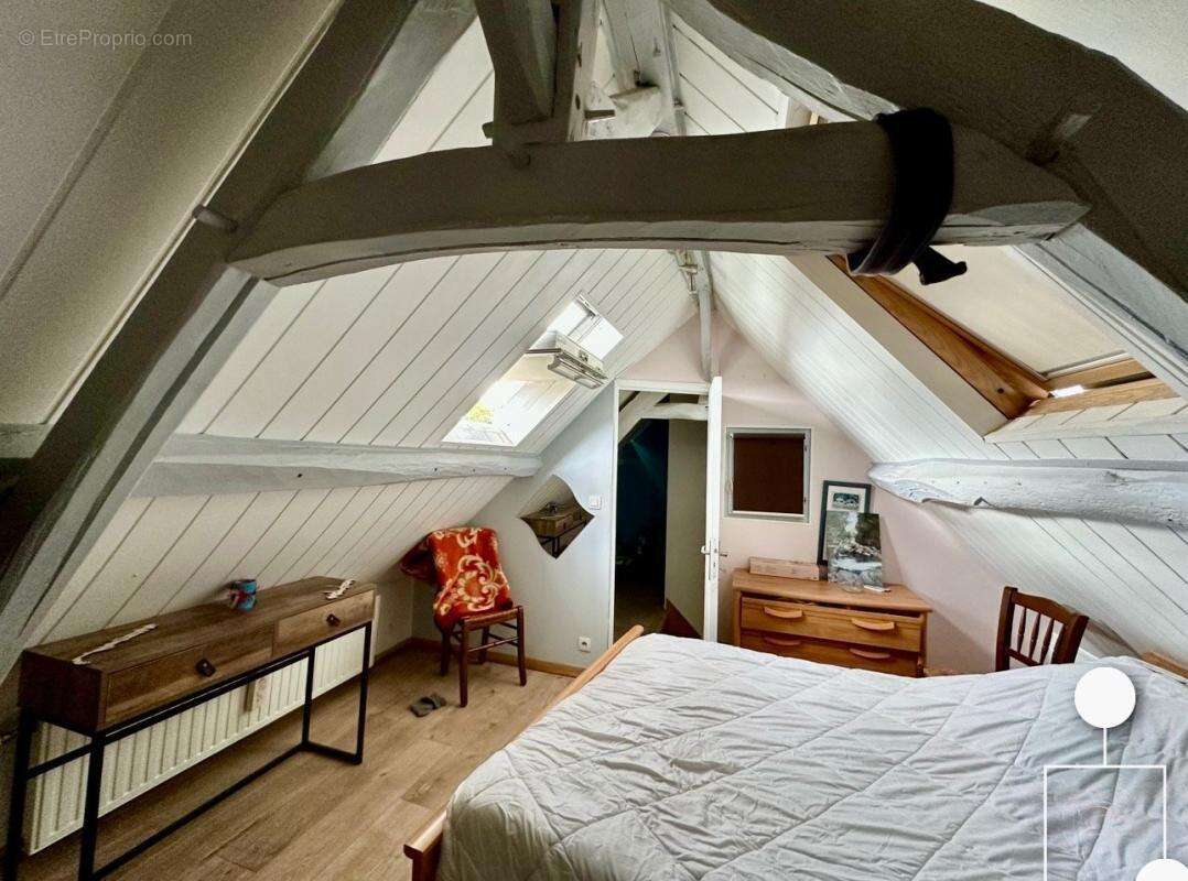 Maison à LABOISSIERE-EN-SANTERRE
