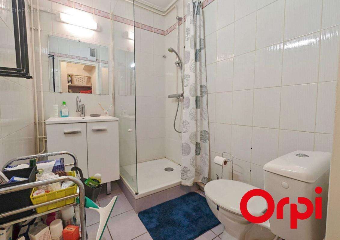 Appartement à LYON-8E