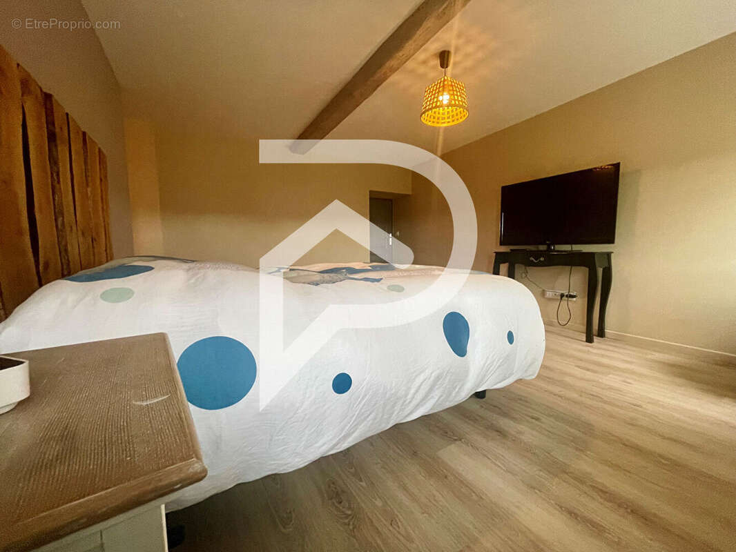 Maison Richeval 5 pièces 213 m² - photo 8