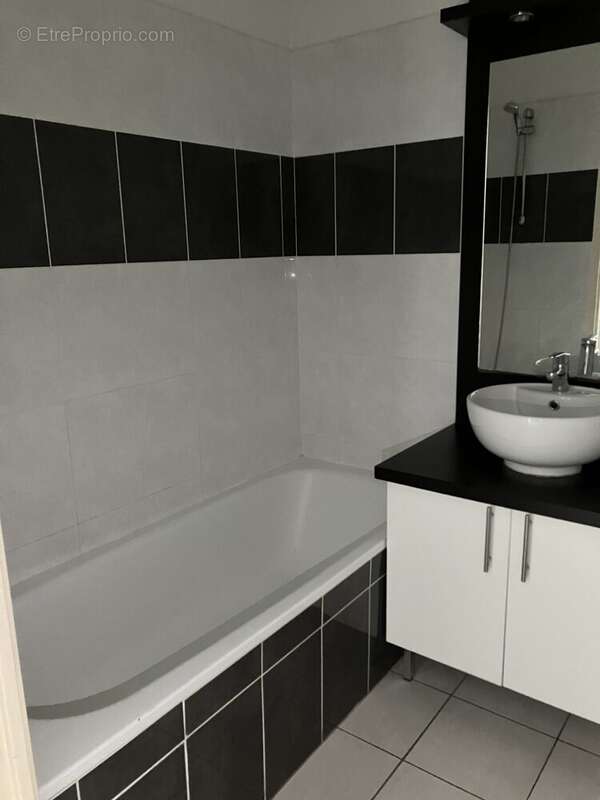 Appartement 38 m² à Martignas-Sur-Jalle  - photo 8