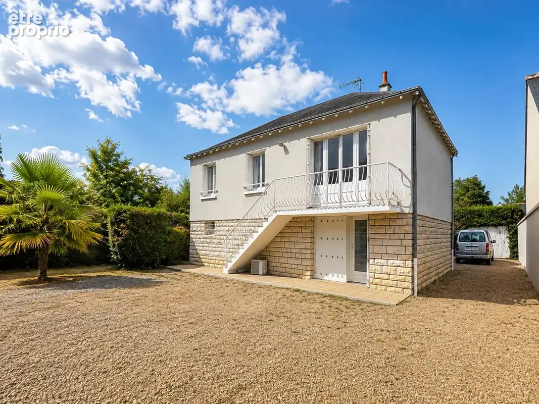 Maison avec studio indépendant et dépendances - photo 4