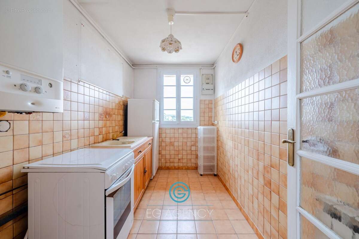 Appartement à MARSEILLE-15E