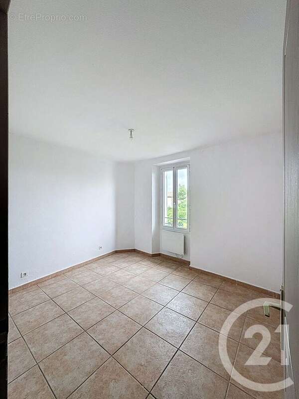 Appartement à TRETS