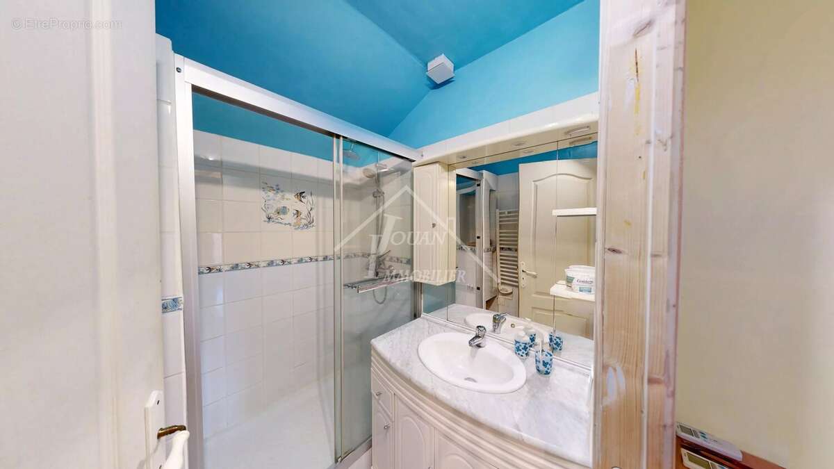 Exclusivite belle maison quatre chambres terrain et dependances - photo 12