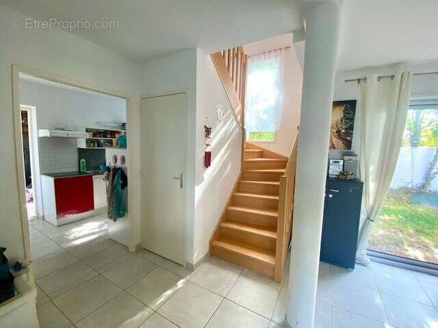 Maison à SAINT-GEORGES-MONTCOCQ