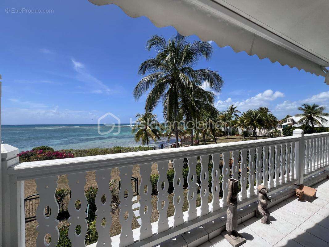 Appartement à SAINT-FRANCOIS