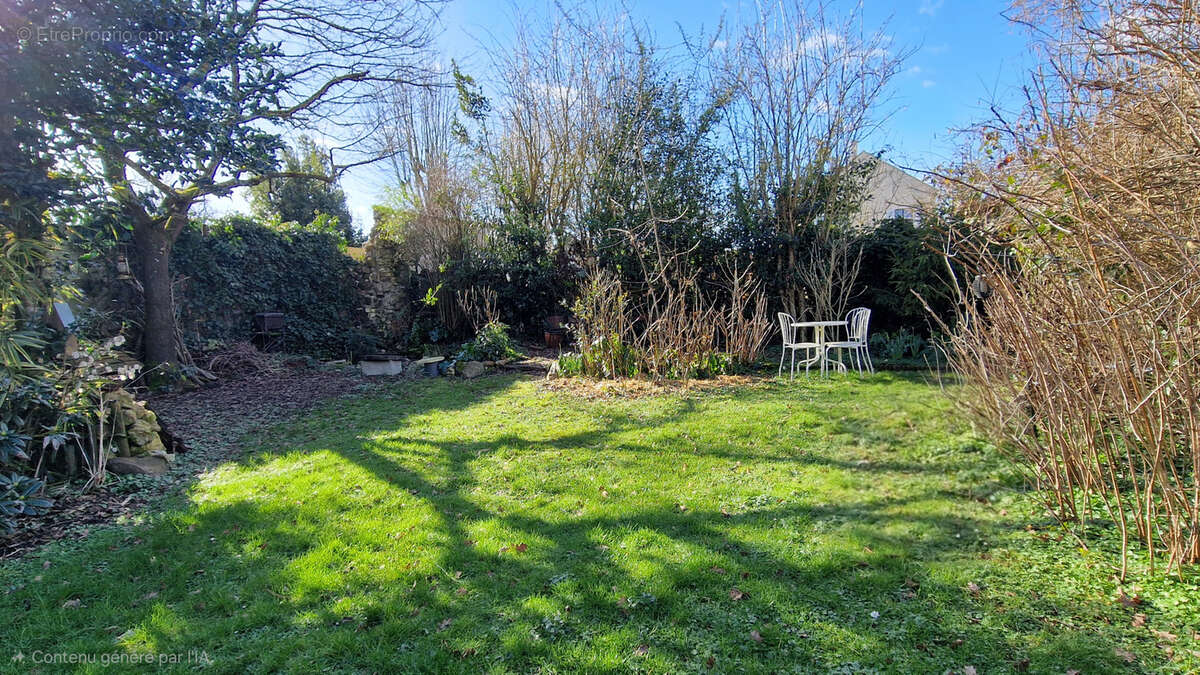 Maison à MARLY-LA-VILLE