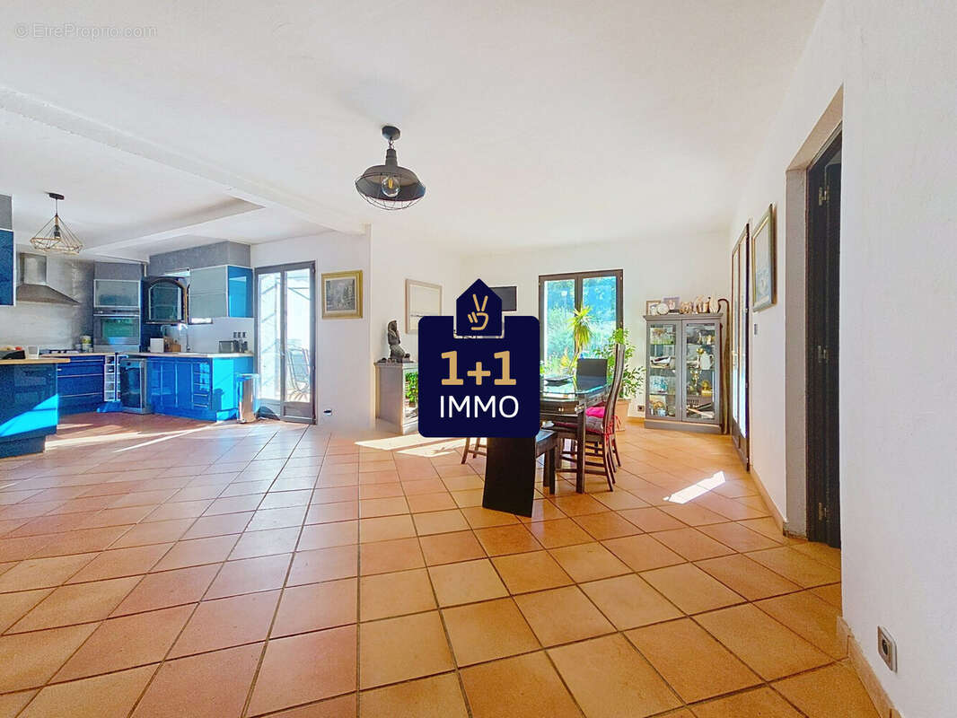 Maison 178 m² à Fayence  - photo 3