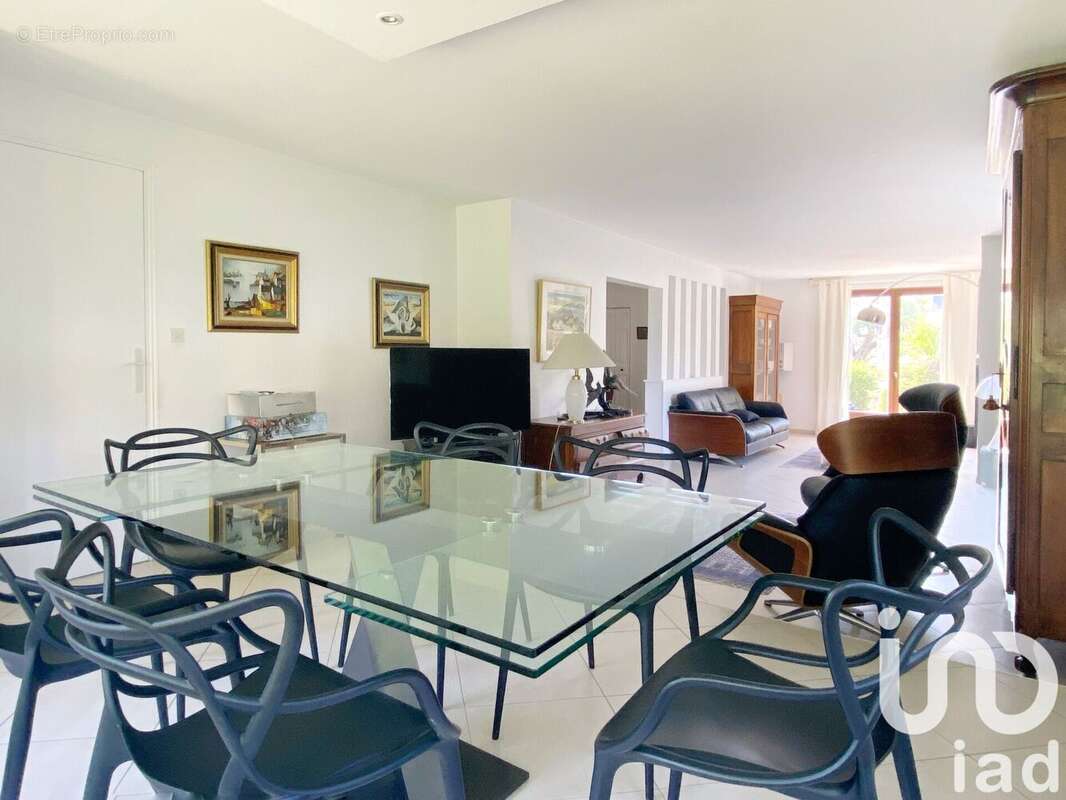 Photo 4 - Maison à LE RAINCY