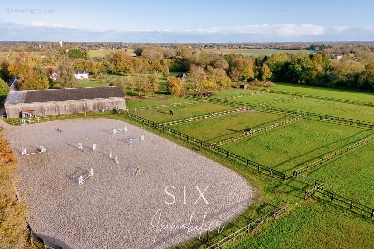 Maison à PONT-L'EVEQUE