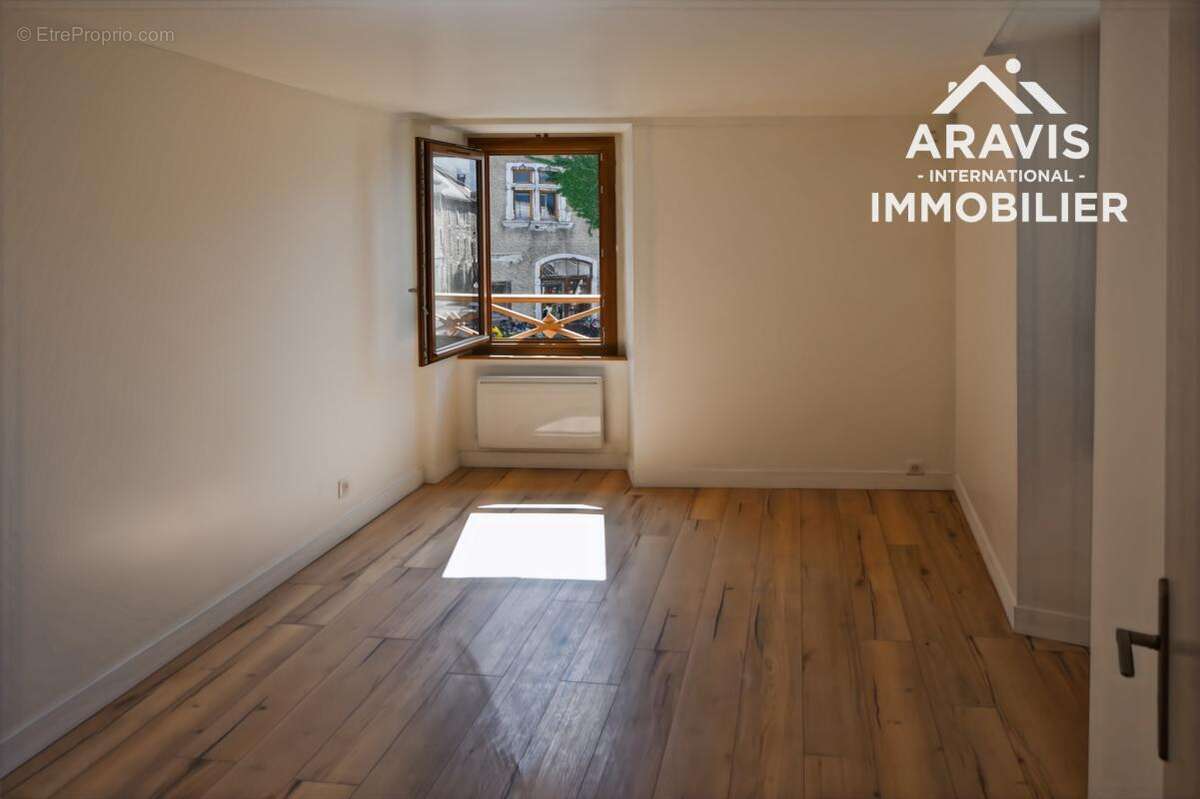 Appartement à TANINGES