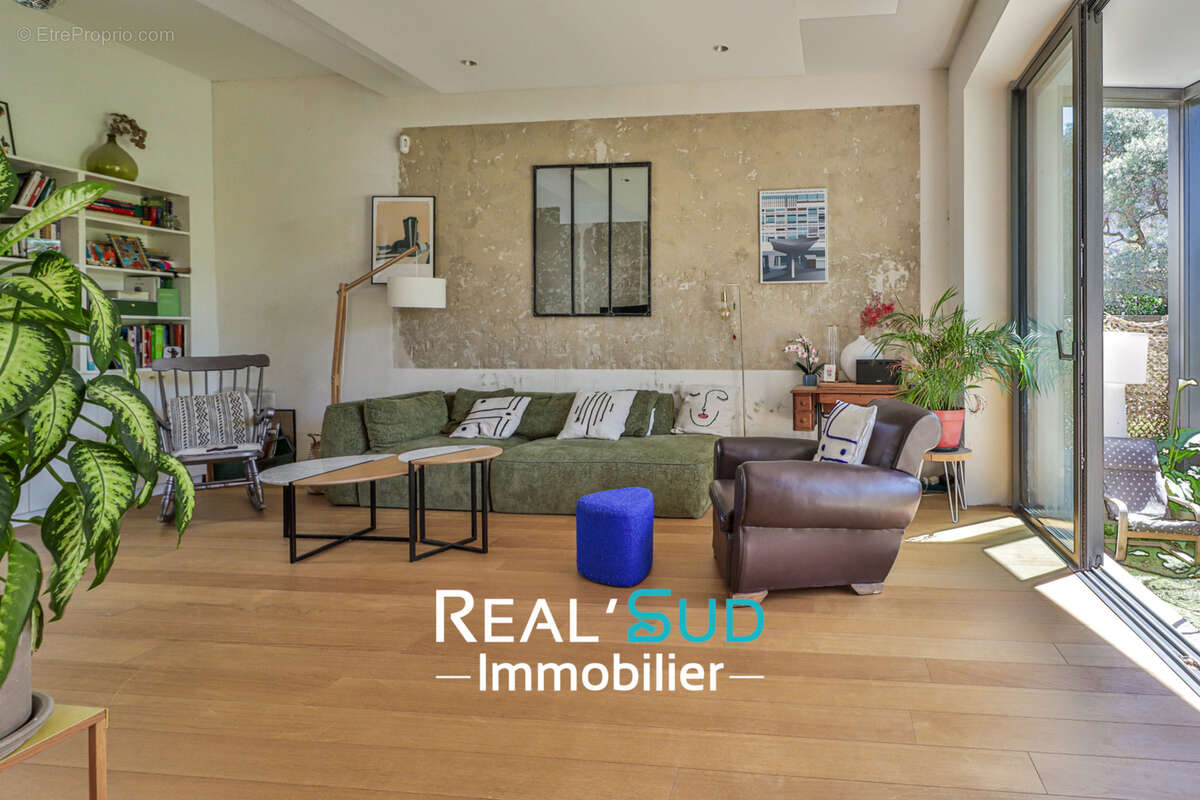 Maison à MARSEILLE-8E