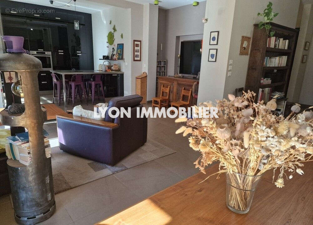 Appartement à LYON-8E