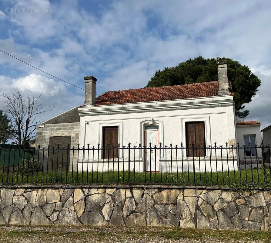 Maison à SAINT-ANDRE-DE-CUBZAC