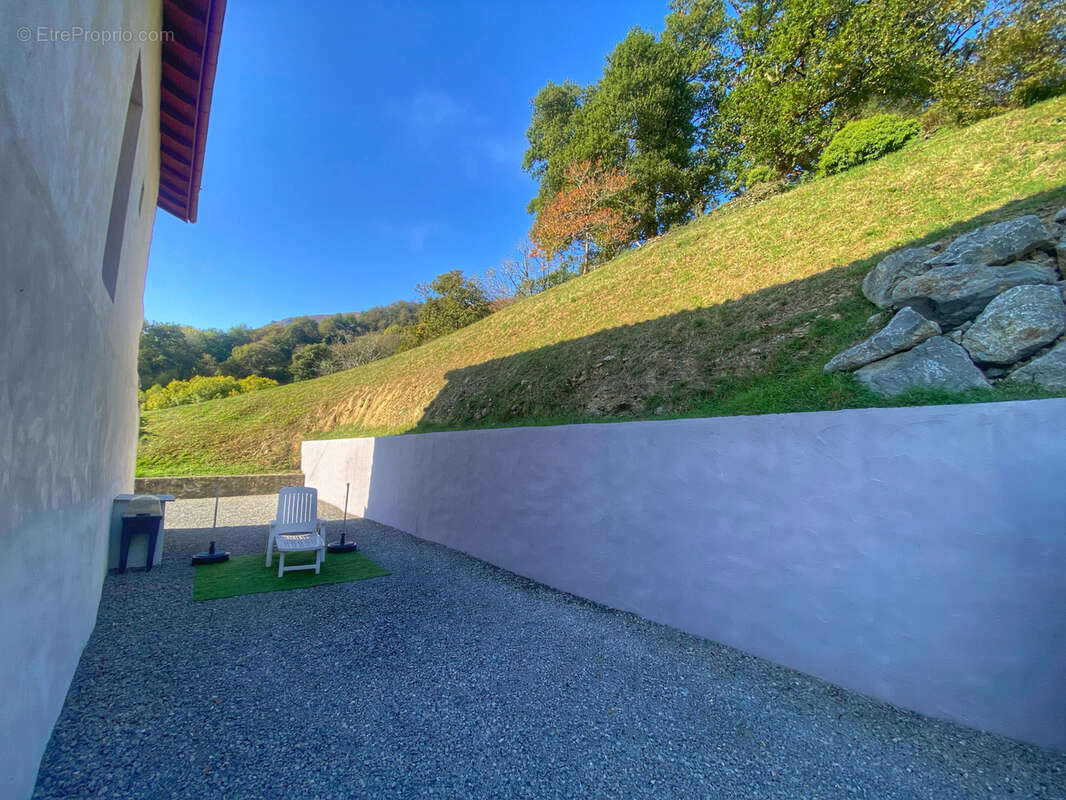 Maison à SAINT-ETIENNE-DE-BAIGORRY