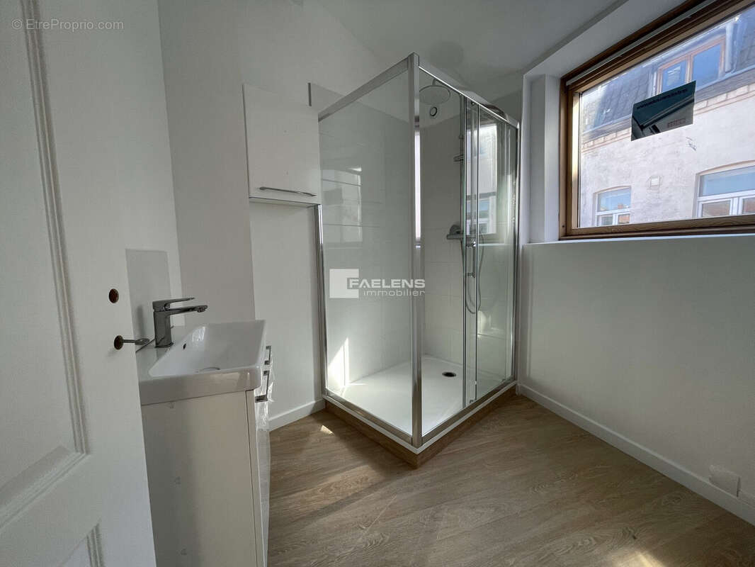 Appartement 44 m² à Lille  - photo 3