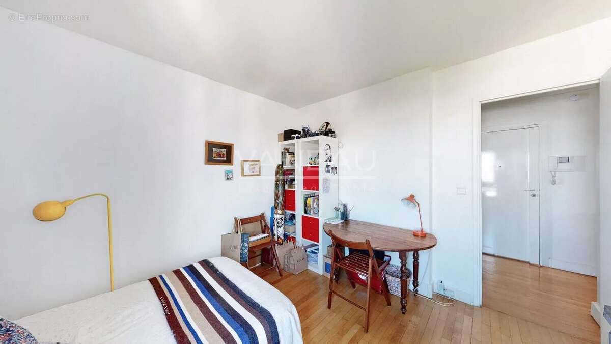 Appartement à PARIS-19E