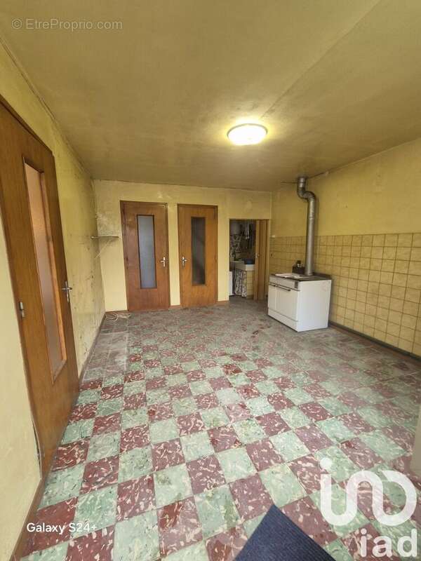 Photo 3 - Maison à MONTREUIL-AUX-LIONS