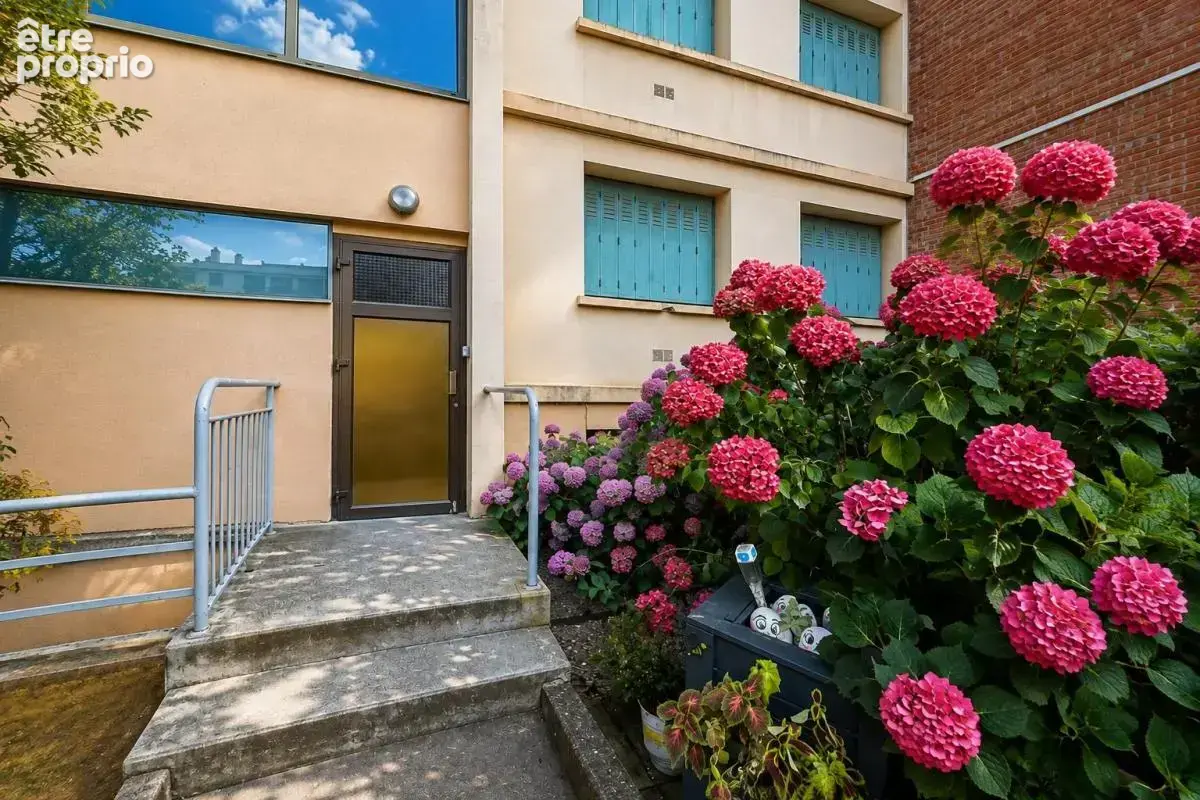 Appartement à rénover - photo 2