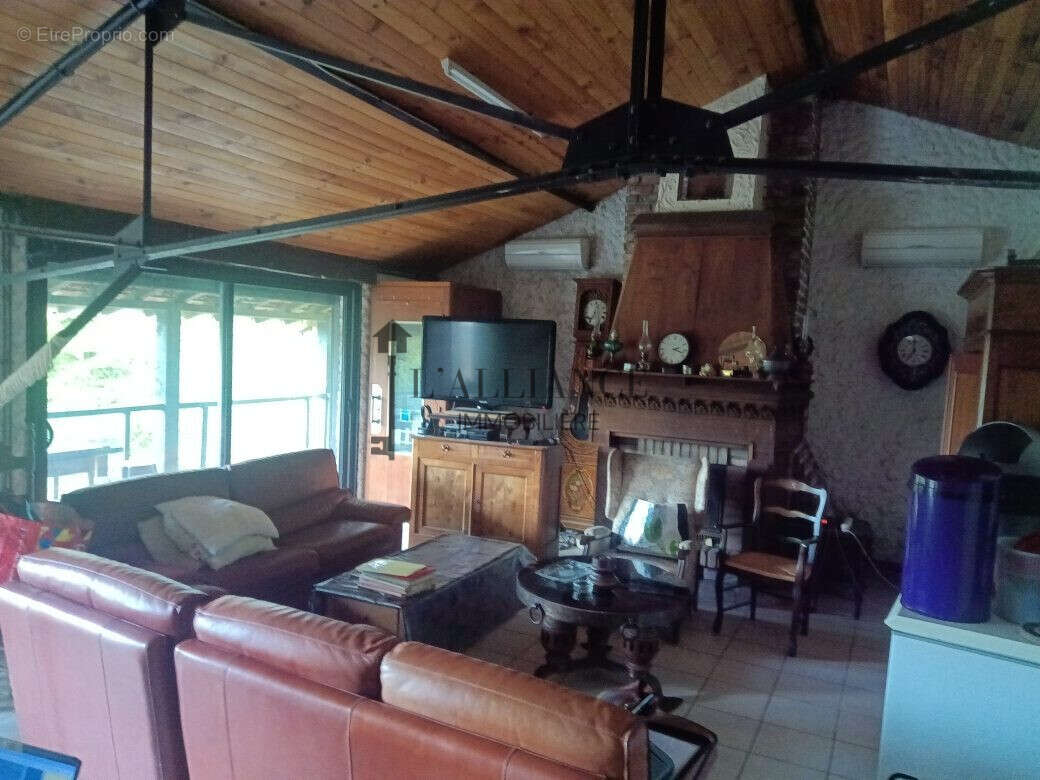 Maison 249 m² à Bucquoy  - photo 9