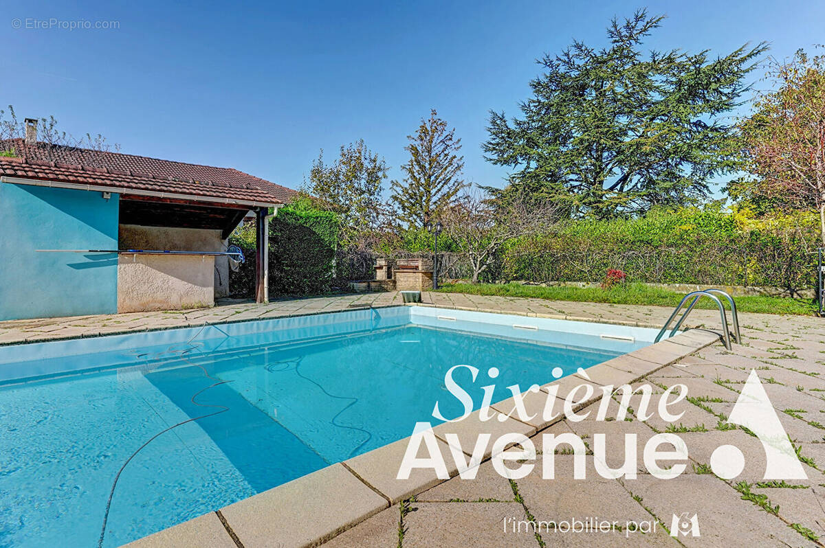 Maison à SAINT-PRIEST