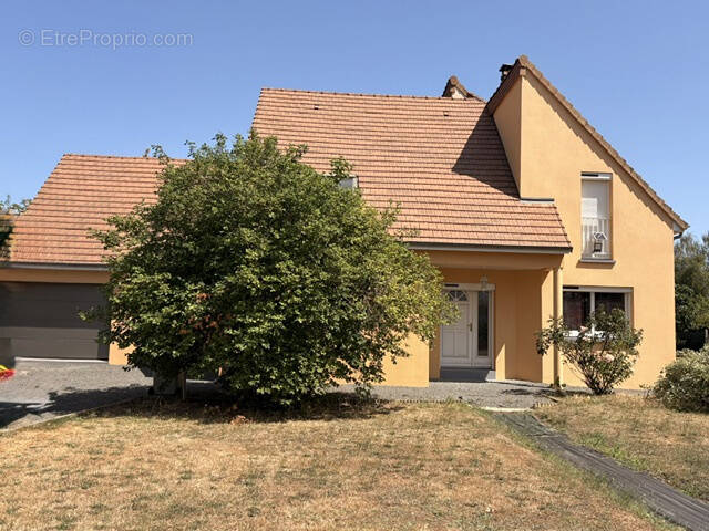 Maison à GUECELARD