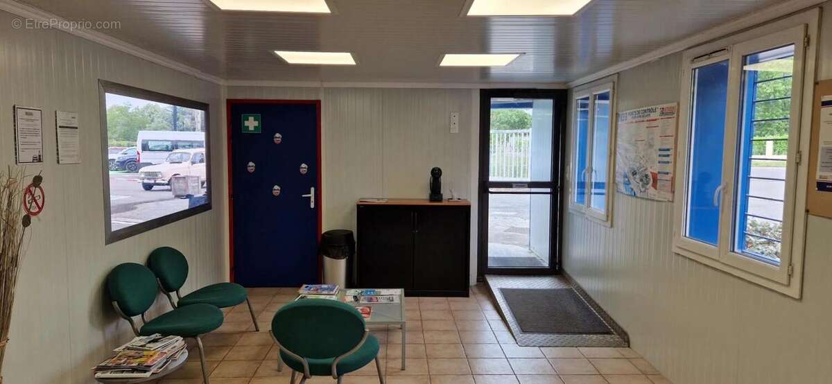 Commerce à L&#039;ISLE-JOURDAIN