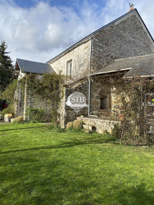 Maison à VILLECONIN