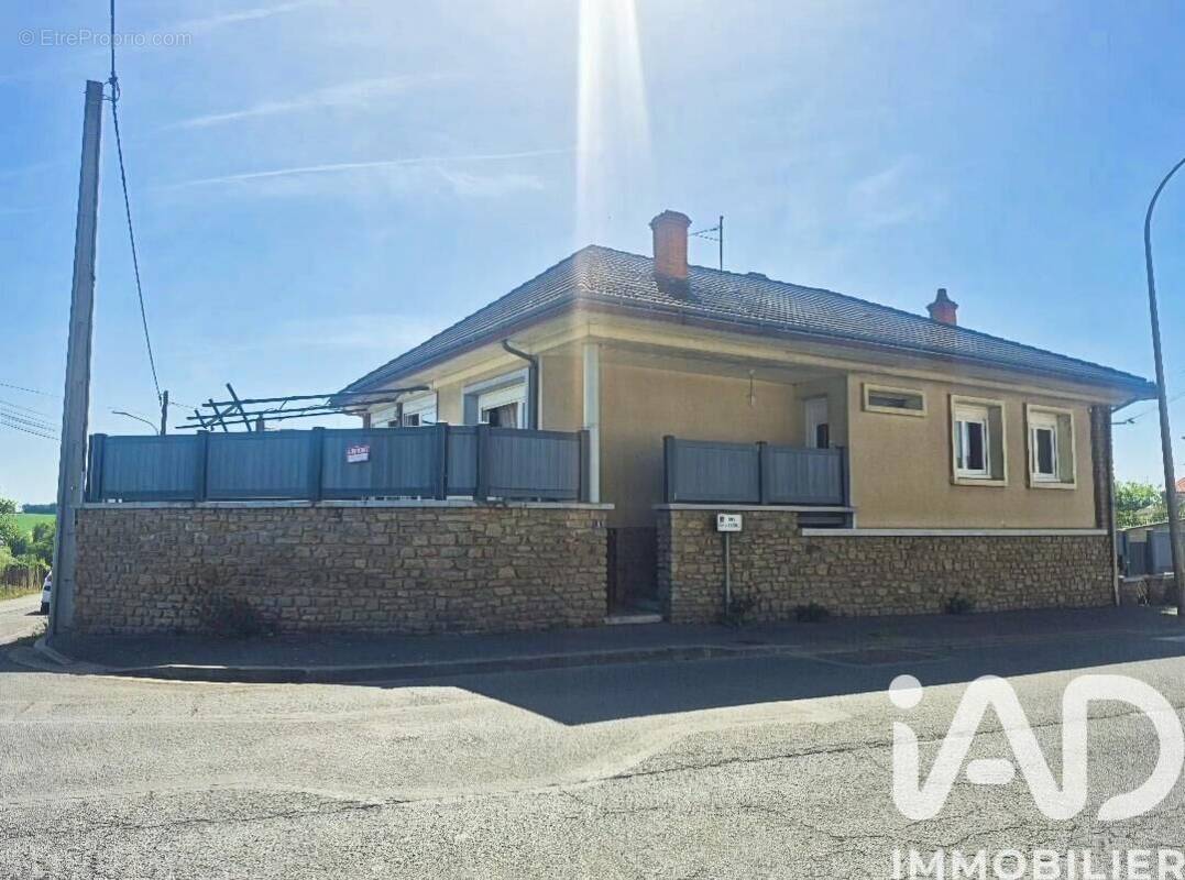 Photo 1 - Maison à THOUARS