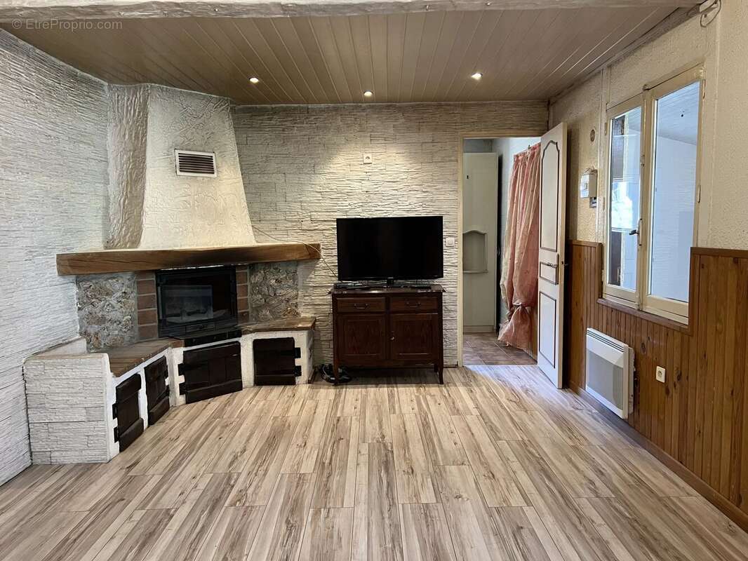 Maison à ROQUESTERON