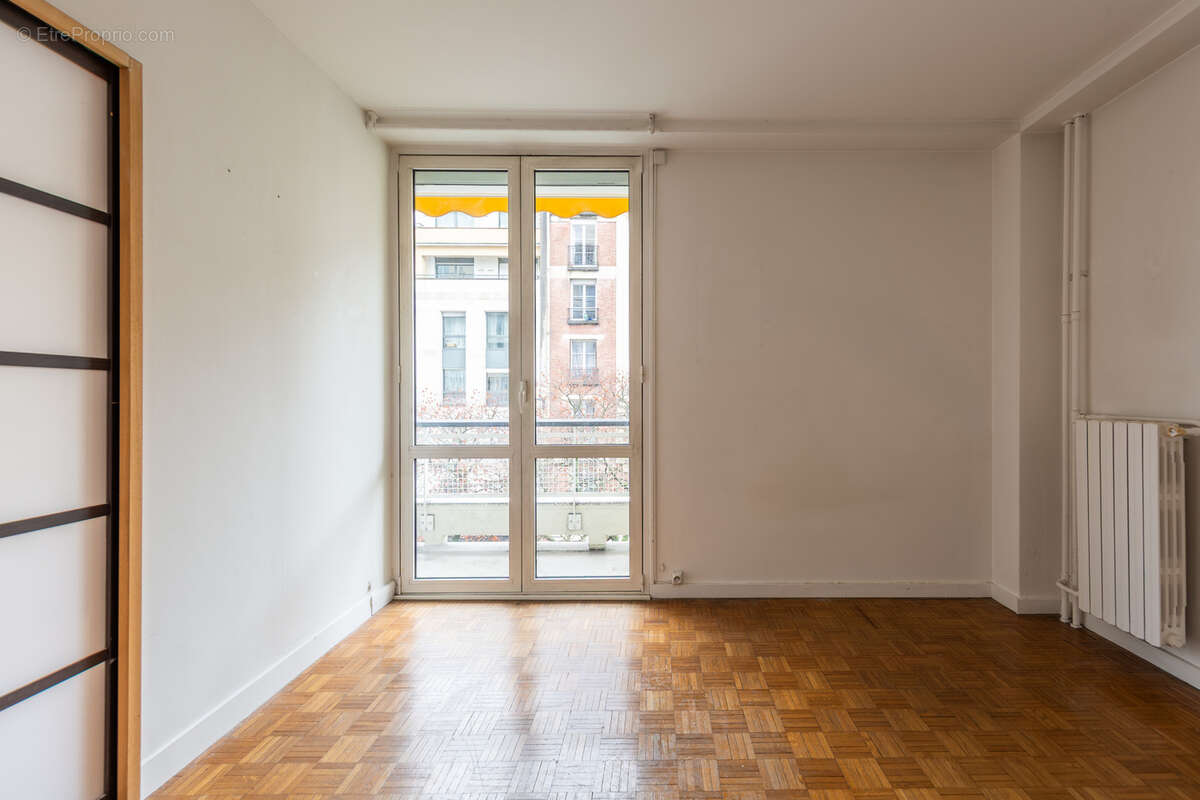 Appartement à PARIS-12E