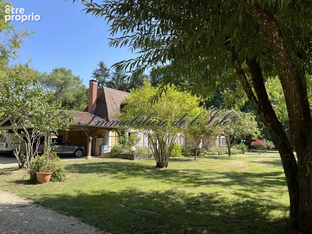 Maison à SAINT-GEYRAC