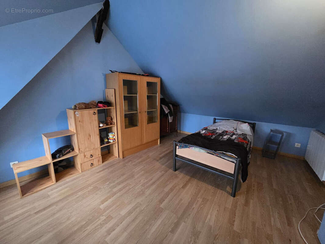 Maison à PUISIEUX-ET-CLANLIEU