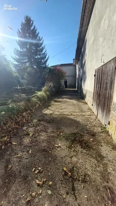 Maison ancienne 245 M2 avec dépendances sur 2593 M2 - photo 22