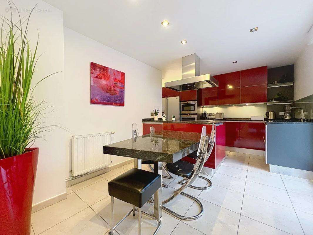 Maison à BAILLY-ROMAINVILLIERS