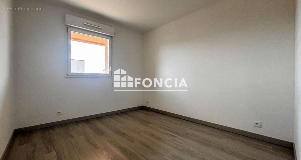 Appartement T4 libre - photo 7