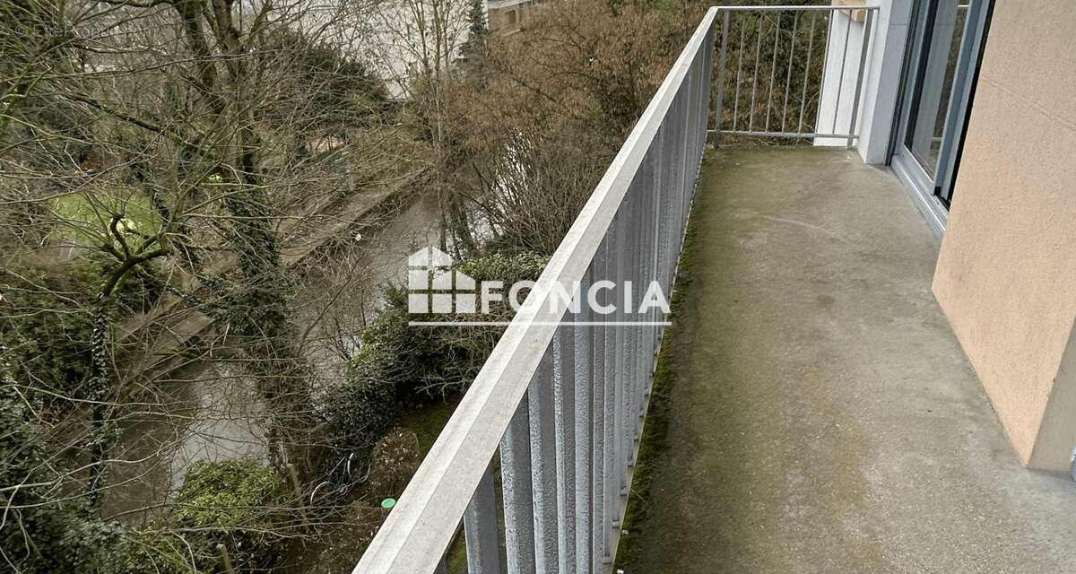 Appartement à JUVISY-SUR-ORGE