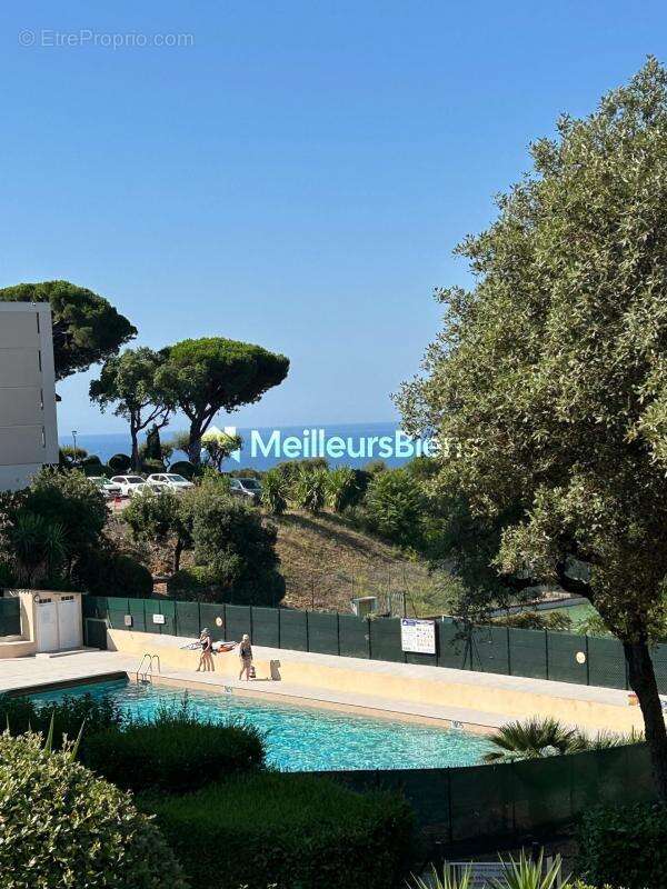 Appartement à LE CANNET