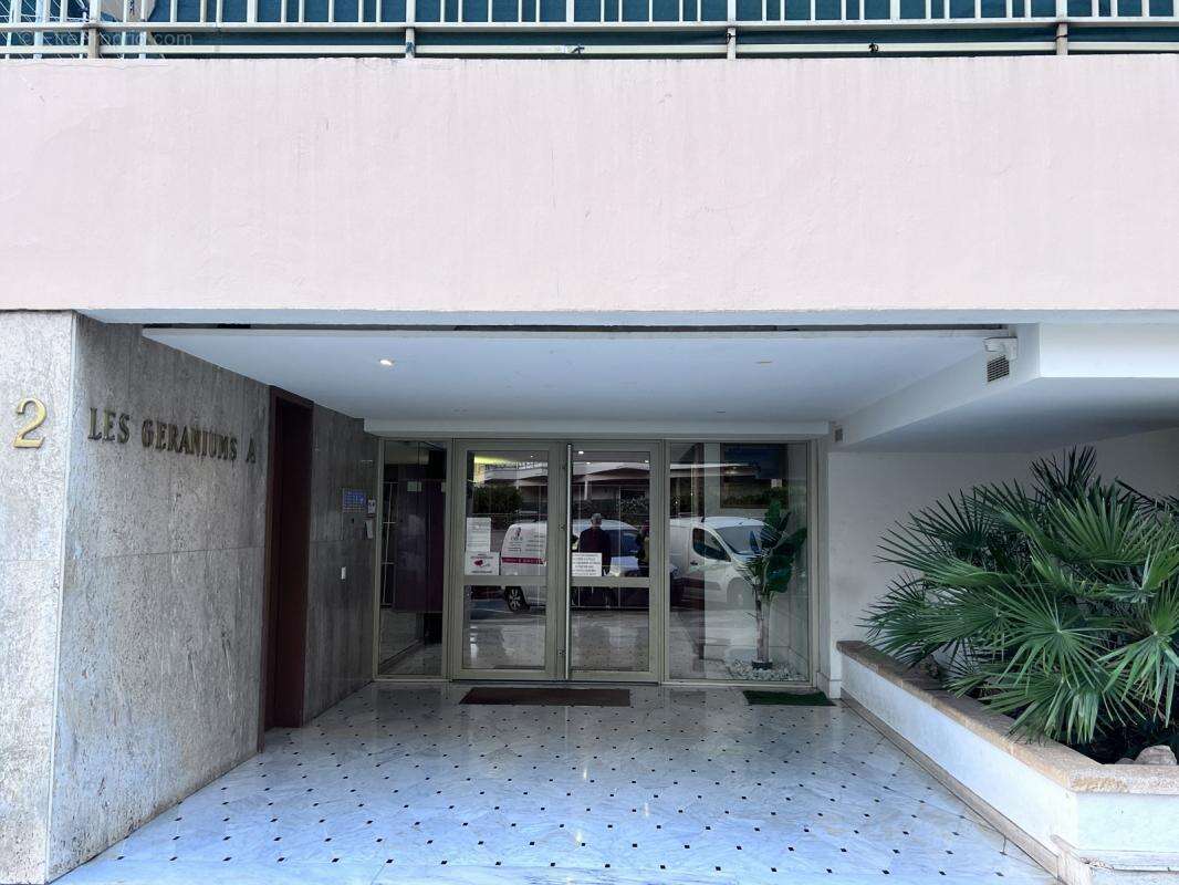 Appartement à LE CANNET