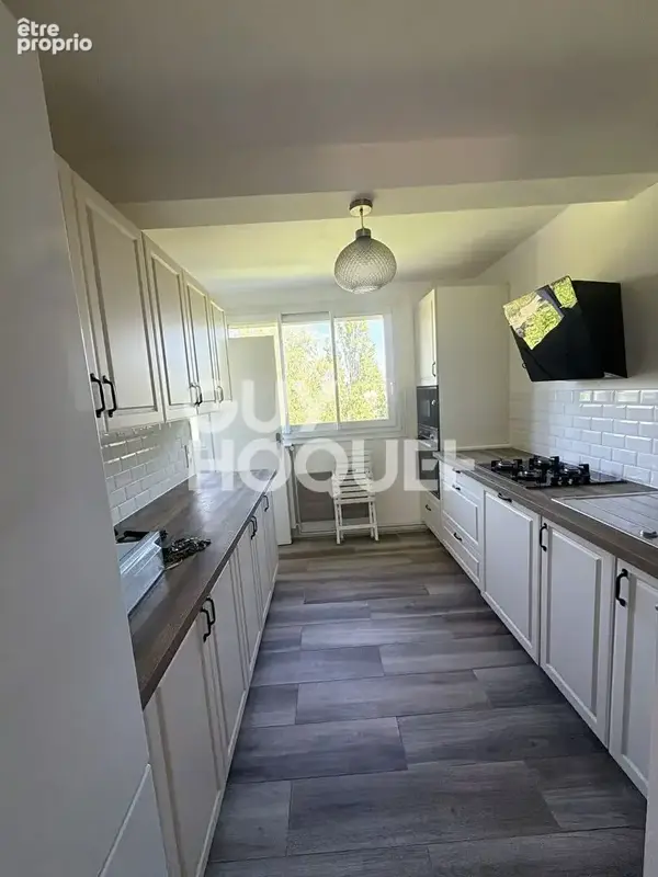 Appartement 4 pièces 79 m² à vendre à Compiegne (60200) - photo 2