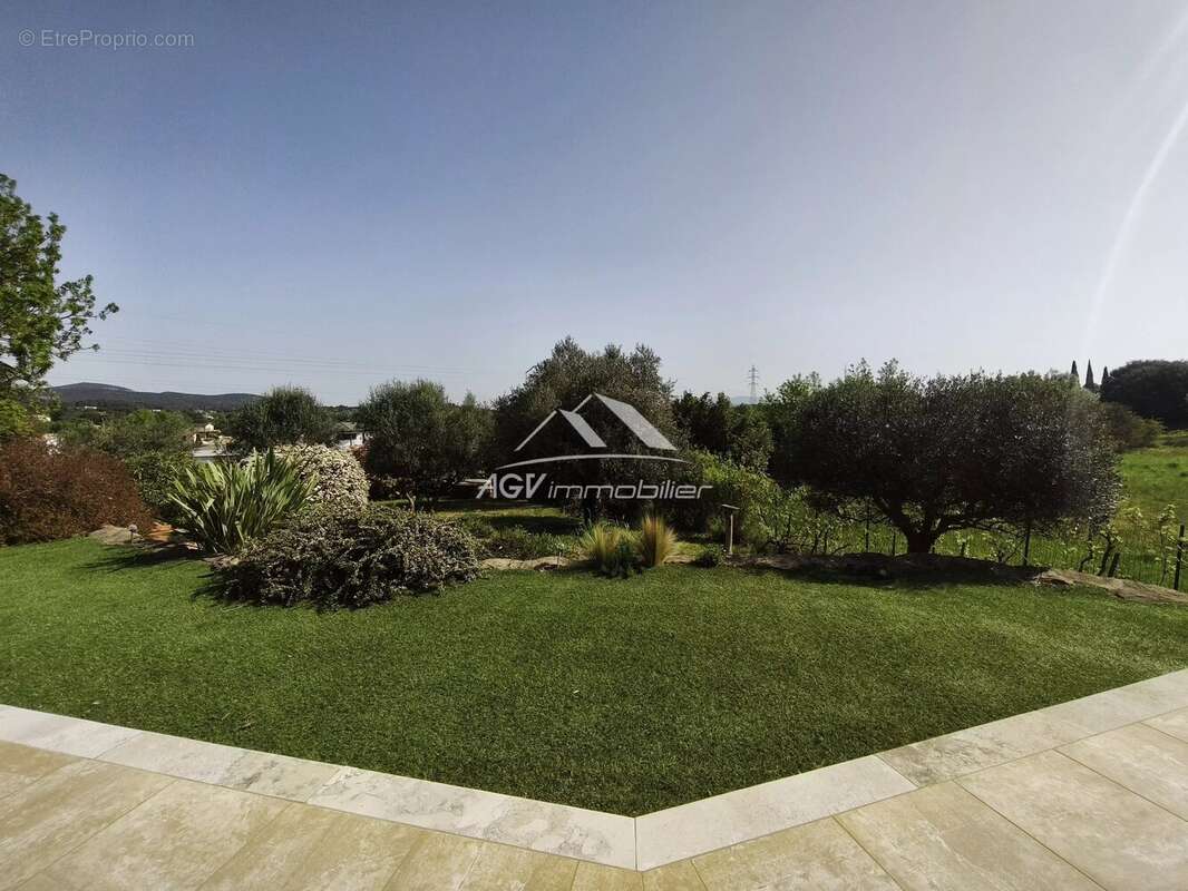 Maison à BOISSET-ET-GAUJAC