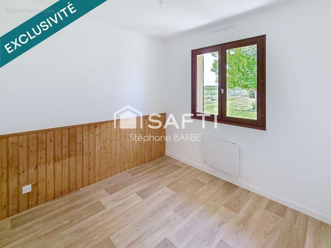 Maison 113 m² à Valeyrac  - photo 9