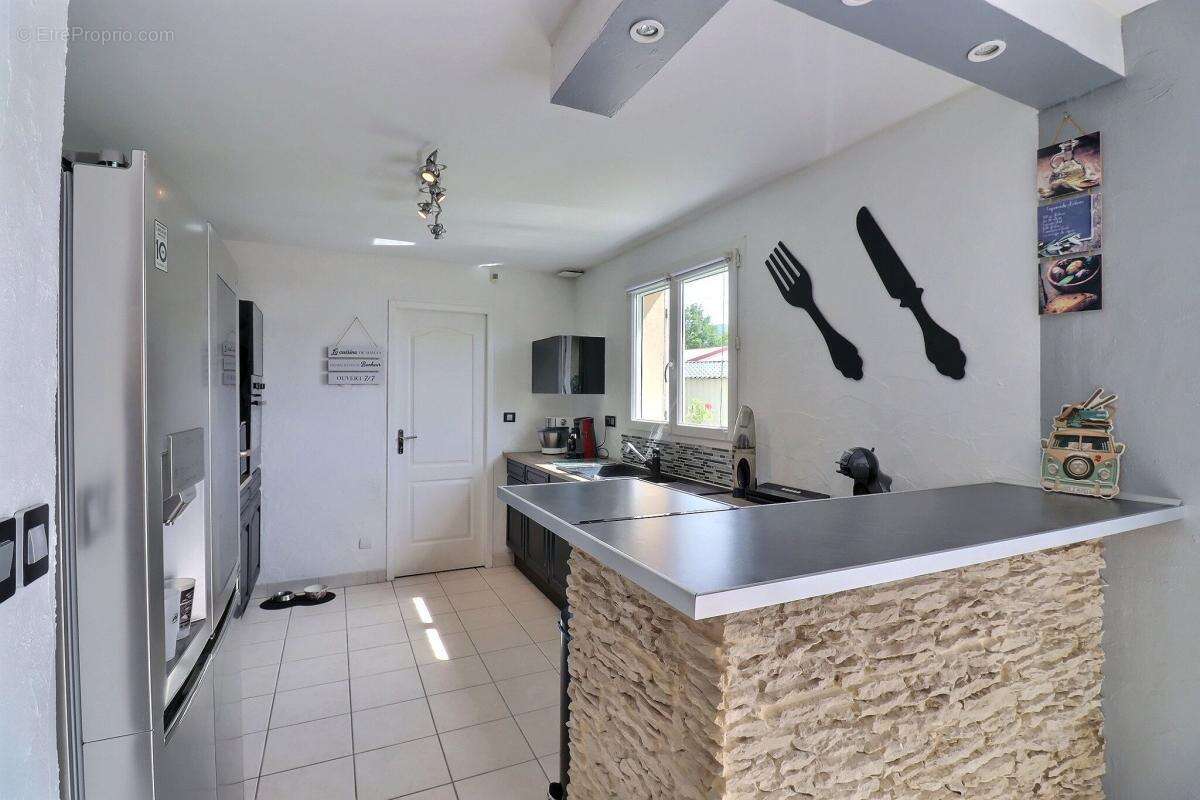 Villa de 124m² 4 chambres + piscine - photo 5