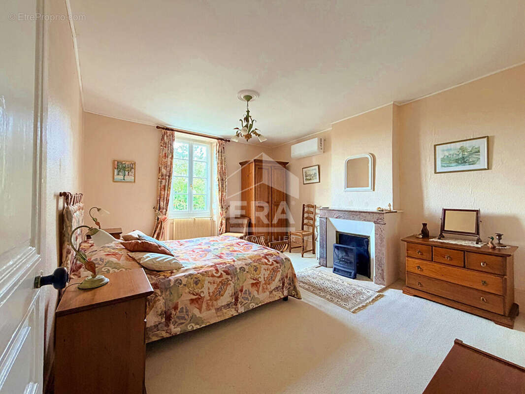 Demeure 260m² à mouthiers-sur-boëme - photo 11