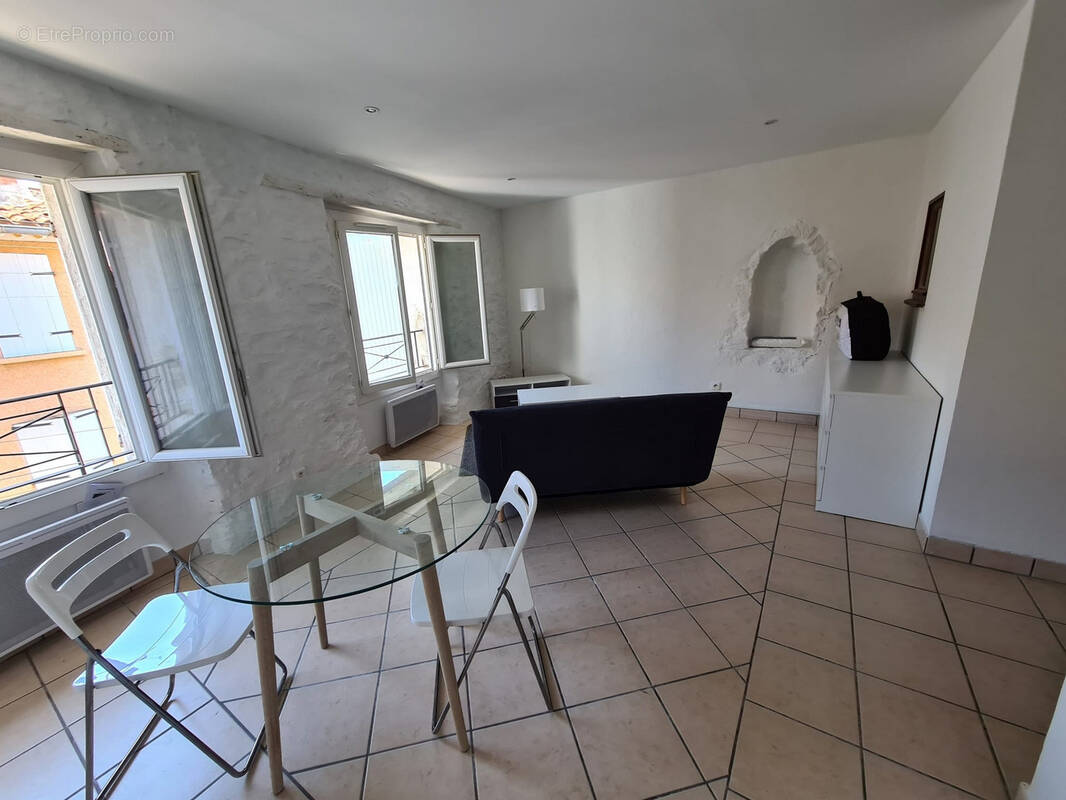 Appartement à GONFARON