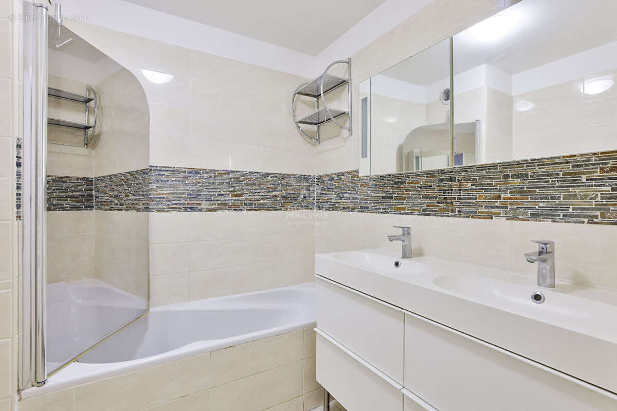 Appartement à SEVRES