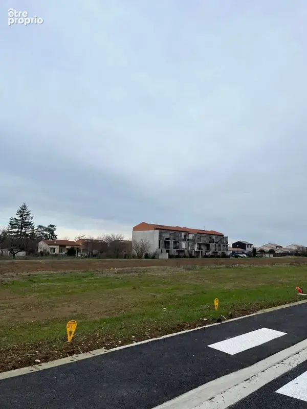 Terrain à LE SEQUESTRE